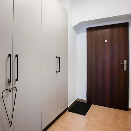 Modern In 7 * Prague