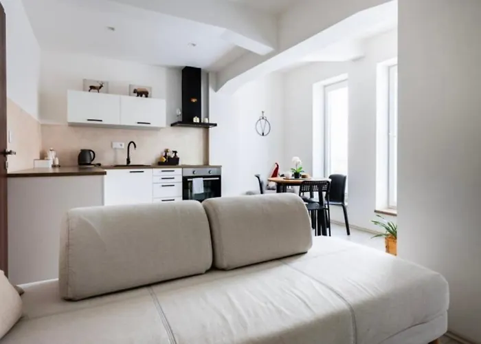 Modern In 7 * Prague