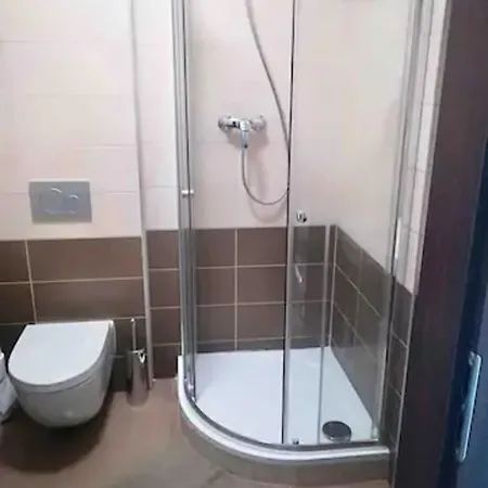 Modern In 7 * פראג